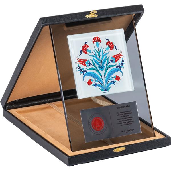 Kutulu Kristal Plaket